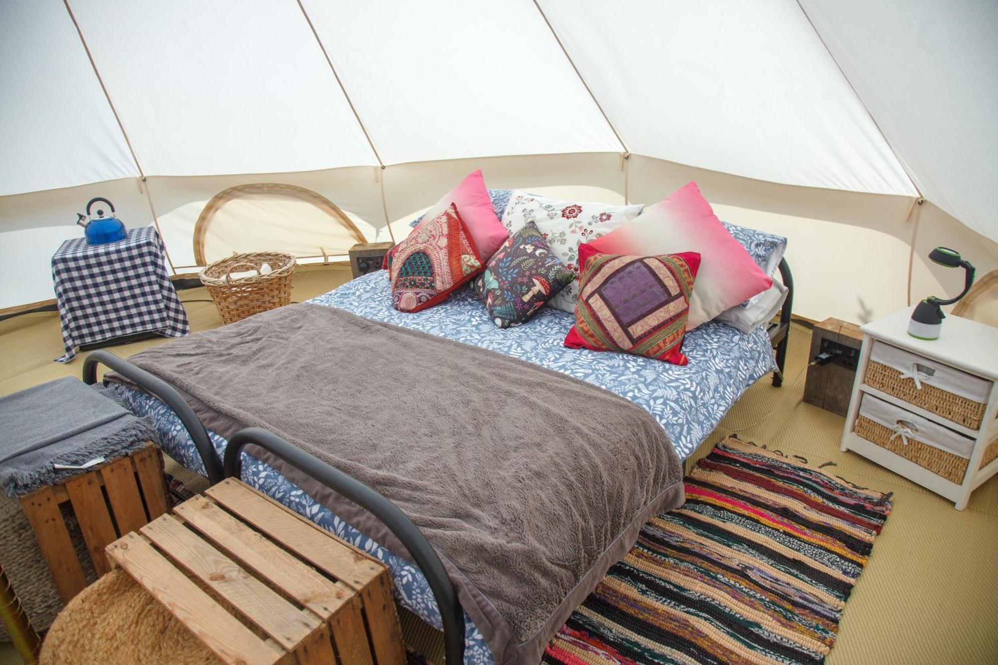 Glamping Meadow Bell Tent Stithians Luaran gambar